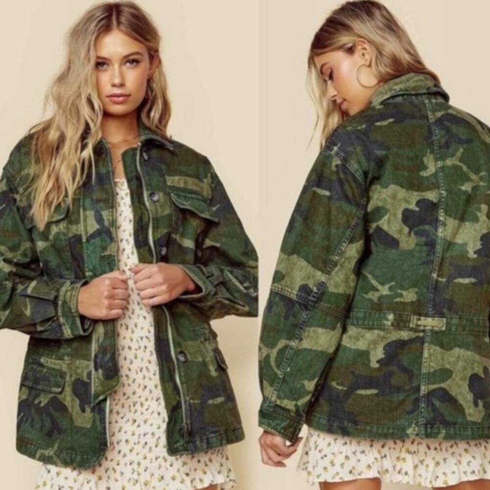 NEW FREE‎ PEOPLE Seize The Day Green Camo Print Utility Jacket Size XS
